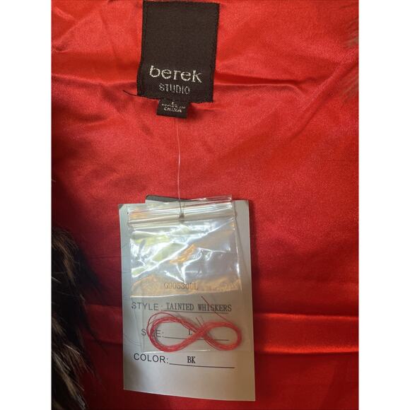 Berek NWT Tainted Whiskers Faux Fur Vest Red Satin Lining Black & White Size L - Picture 2 of 10